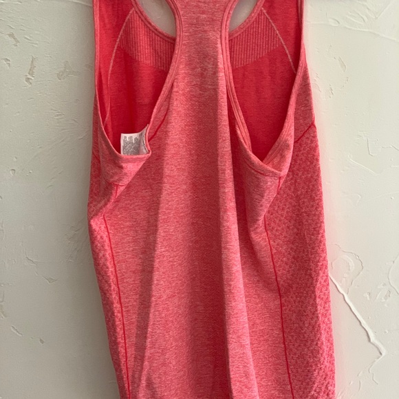 Nike women’s running top - Picture 4 of 5